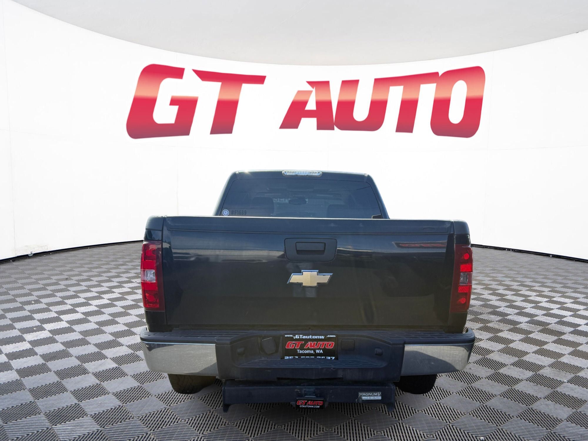 View vehicle photo 6