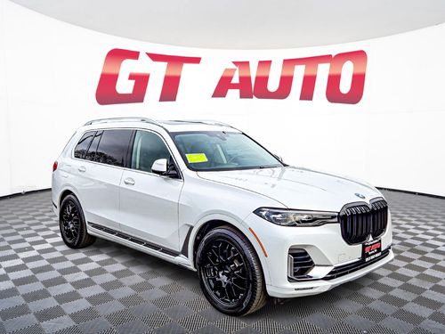 2020 BMW X7 40i