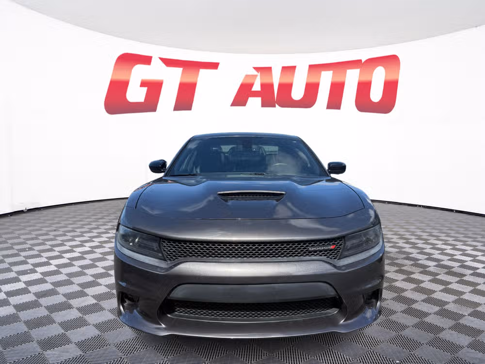 2019 Dodge Charger GT Image 2
