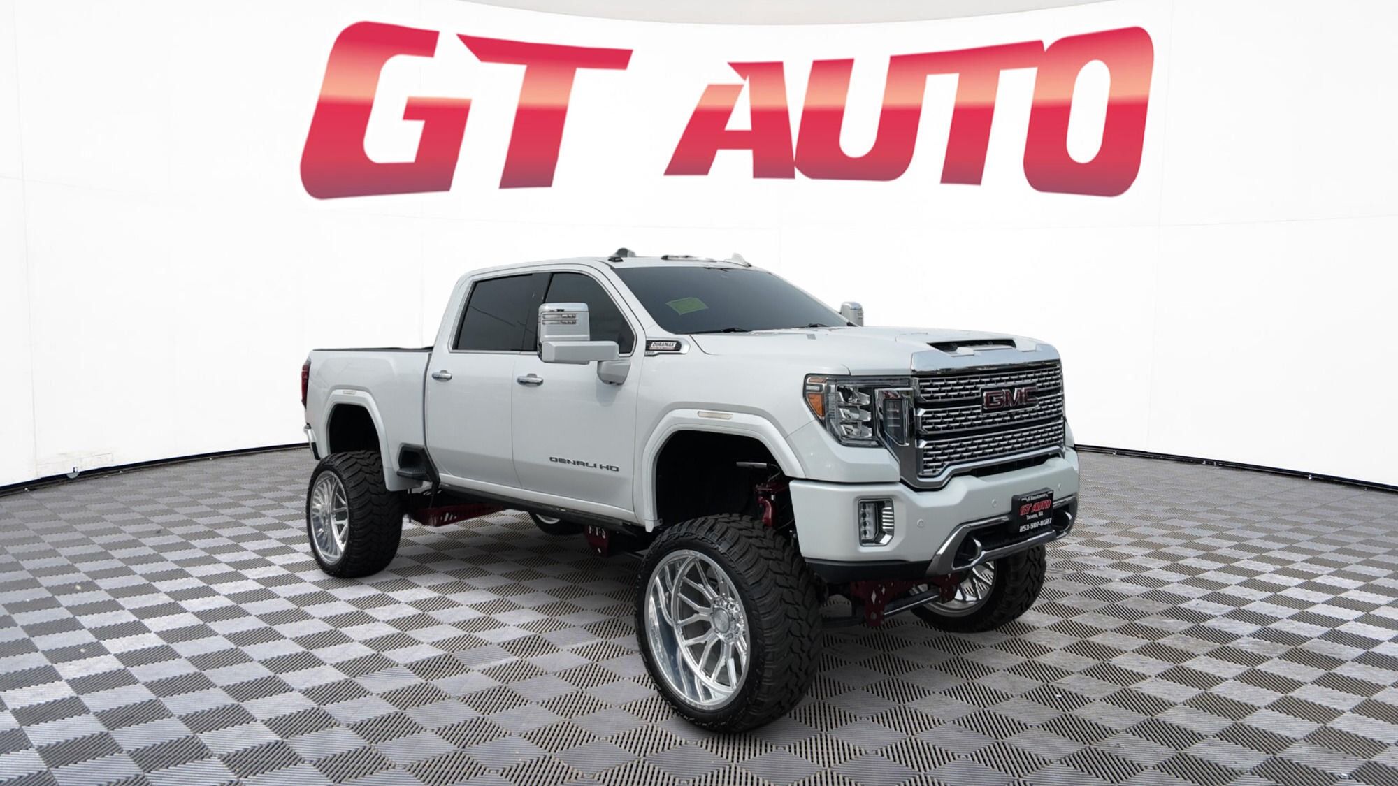 2020 GMC Sierra 4WD Crew Cab Standard Box Denali's photo