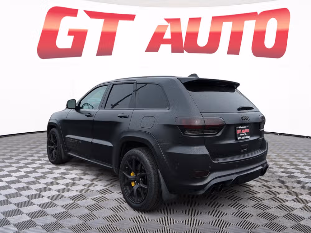 2021 Jeep Grand Cherokee Trackhawk Lower Image 3