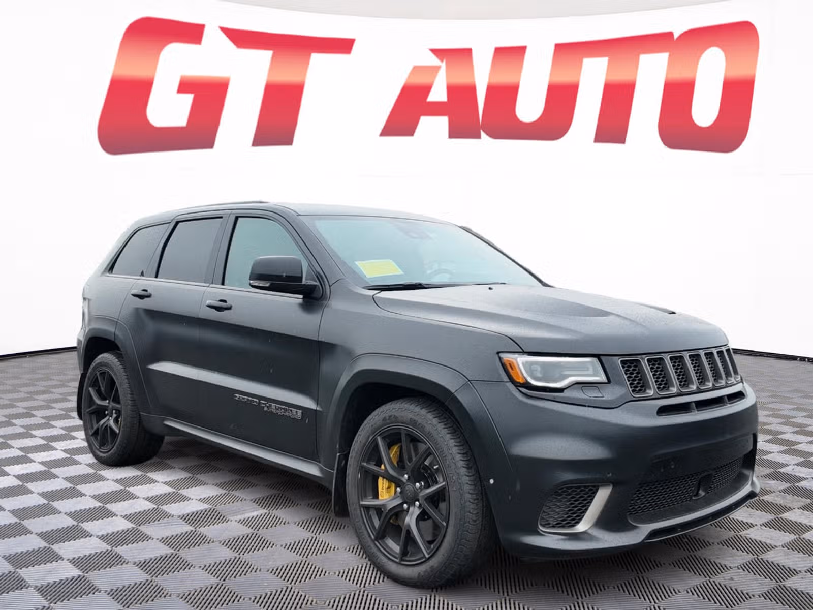 2021 Jeep Grand Cherokee Trackhawk Upper Image 1