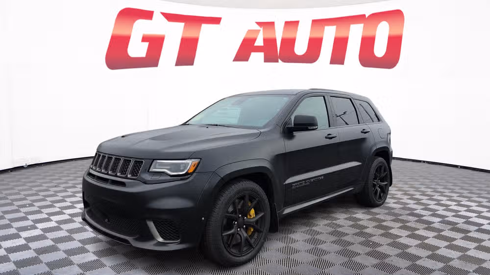 2021 Jeep Grand Cherokee Trackhawk Image 3