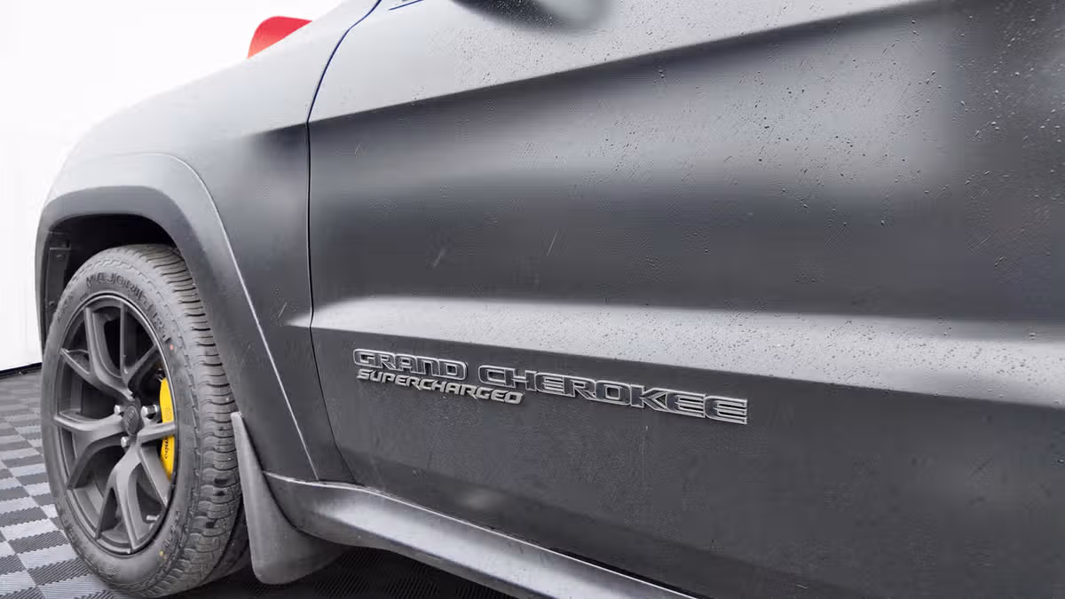 2021 Jeep Grand Cherokee Trackhawk Image 9