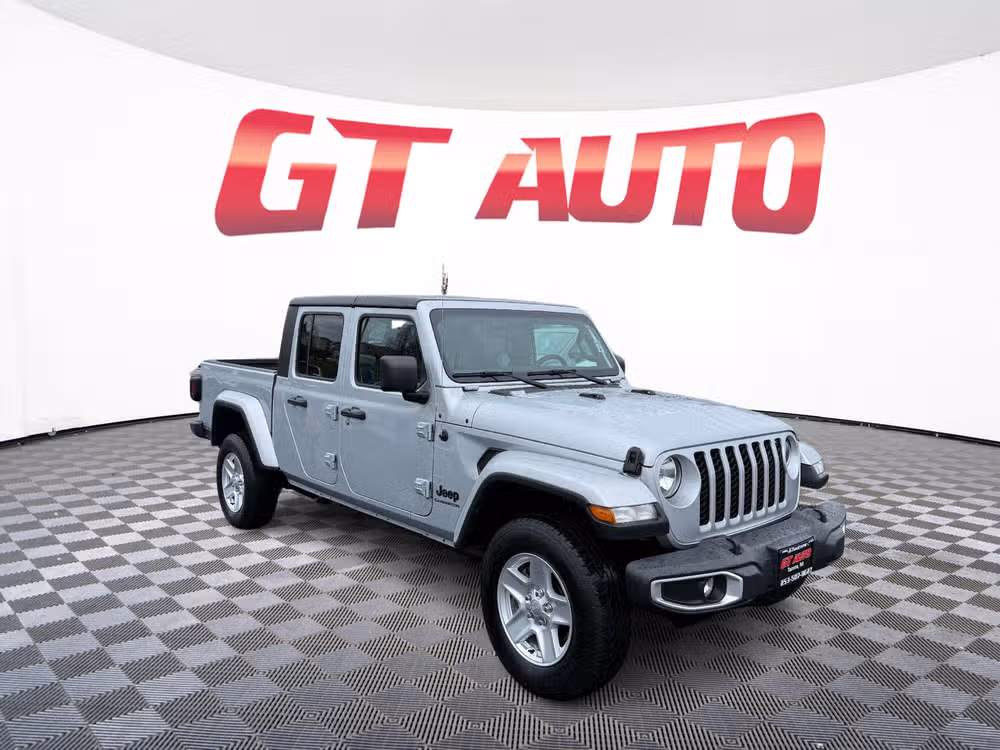 2022 Jeep Gladiator Sport S's photo