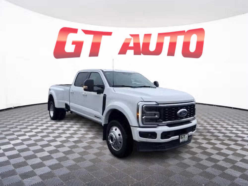2025 Ford F-450 Platinum 4x4 Crew Cab 8' Box DRW's photo