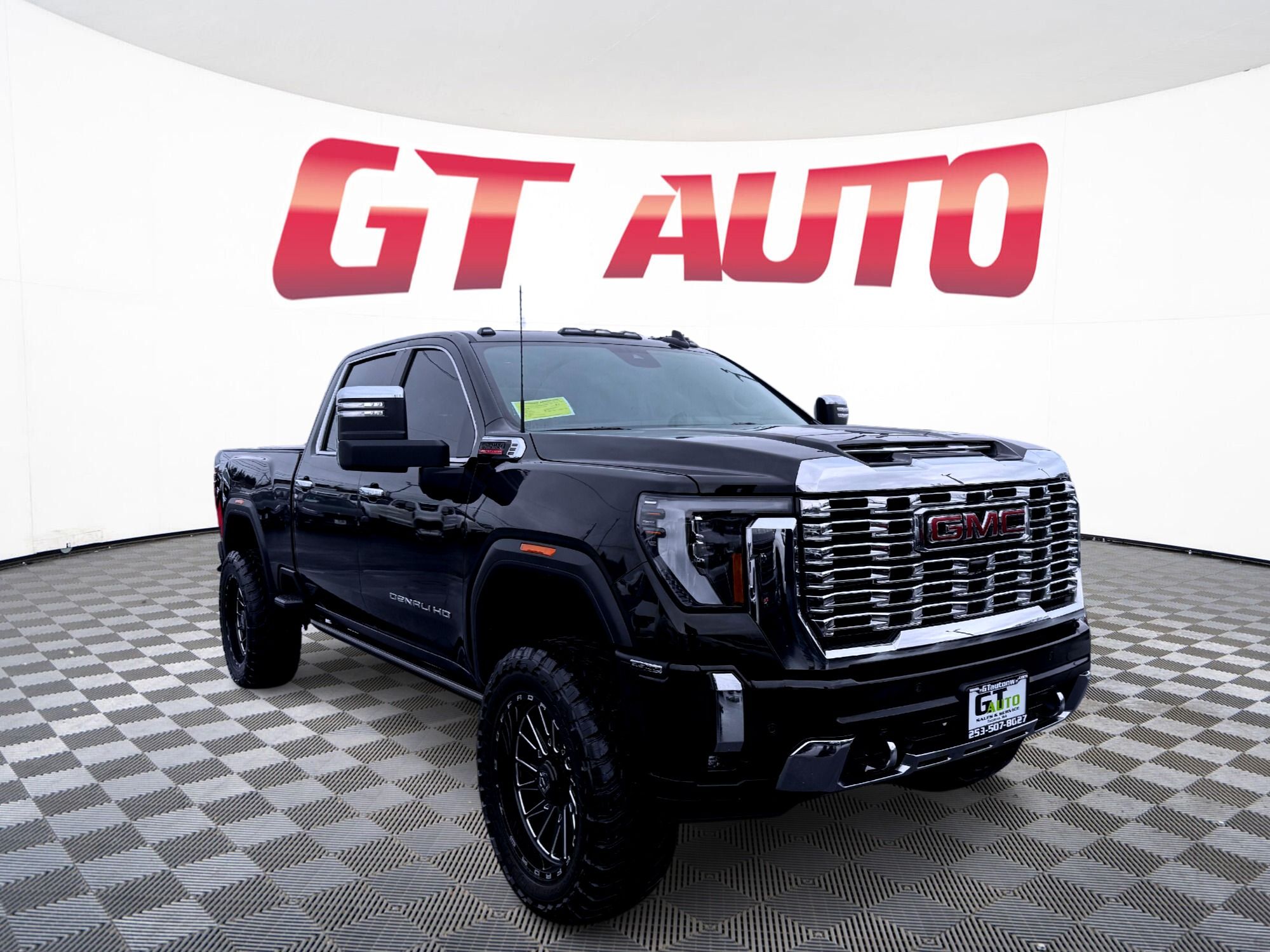 2024 GMC Sierra 4WD Crew Cab Standard Box Denali's photo