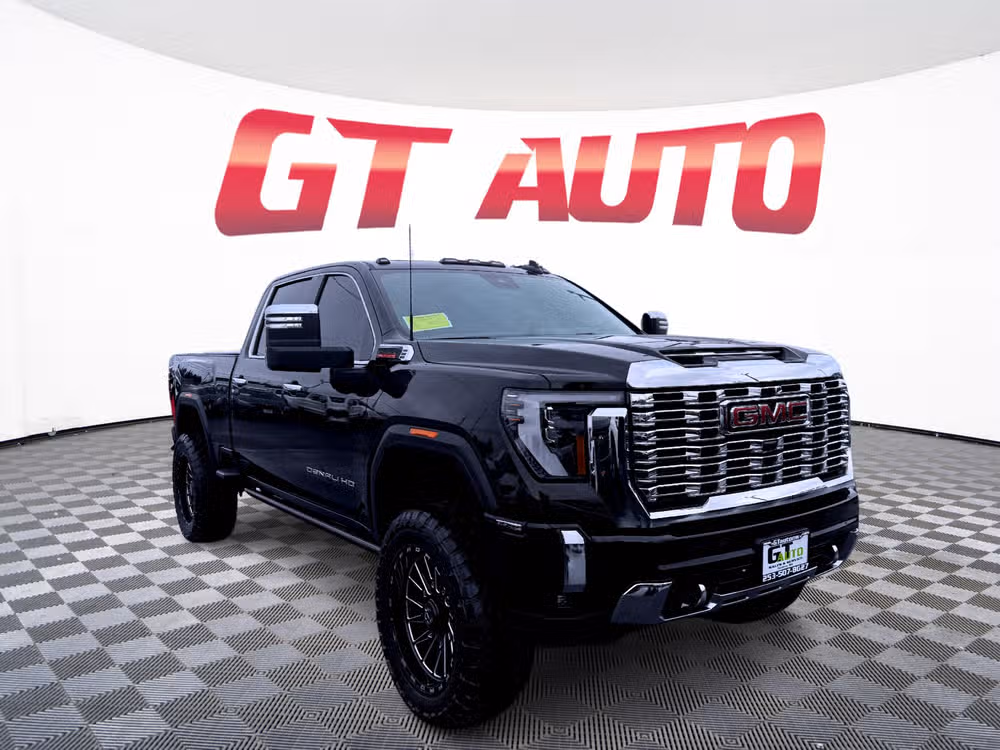 2024 GMC Sierra 4WD Crew Cab Standard Box Denali's photo