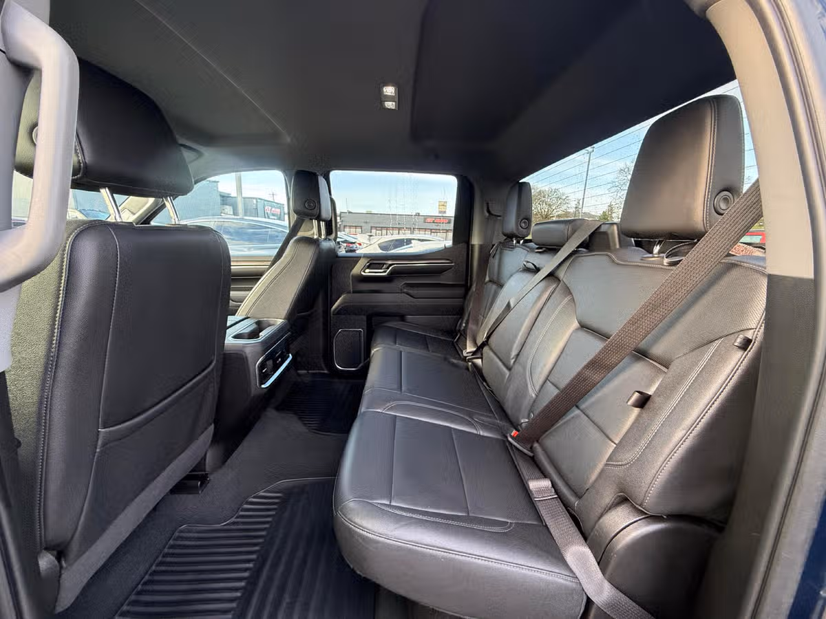2023 Chevrolet Silverado 1500 LTZ Image 8