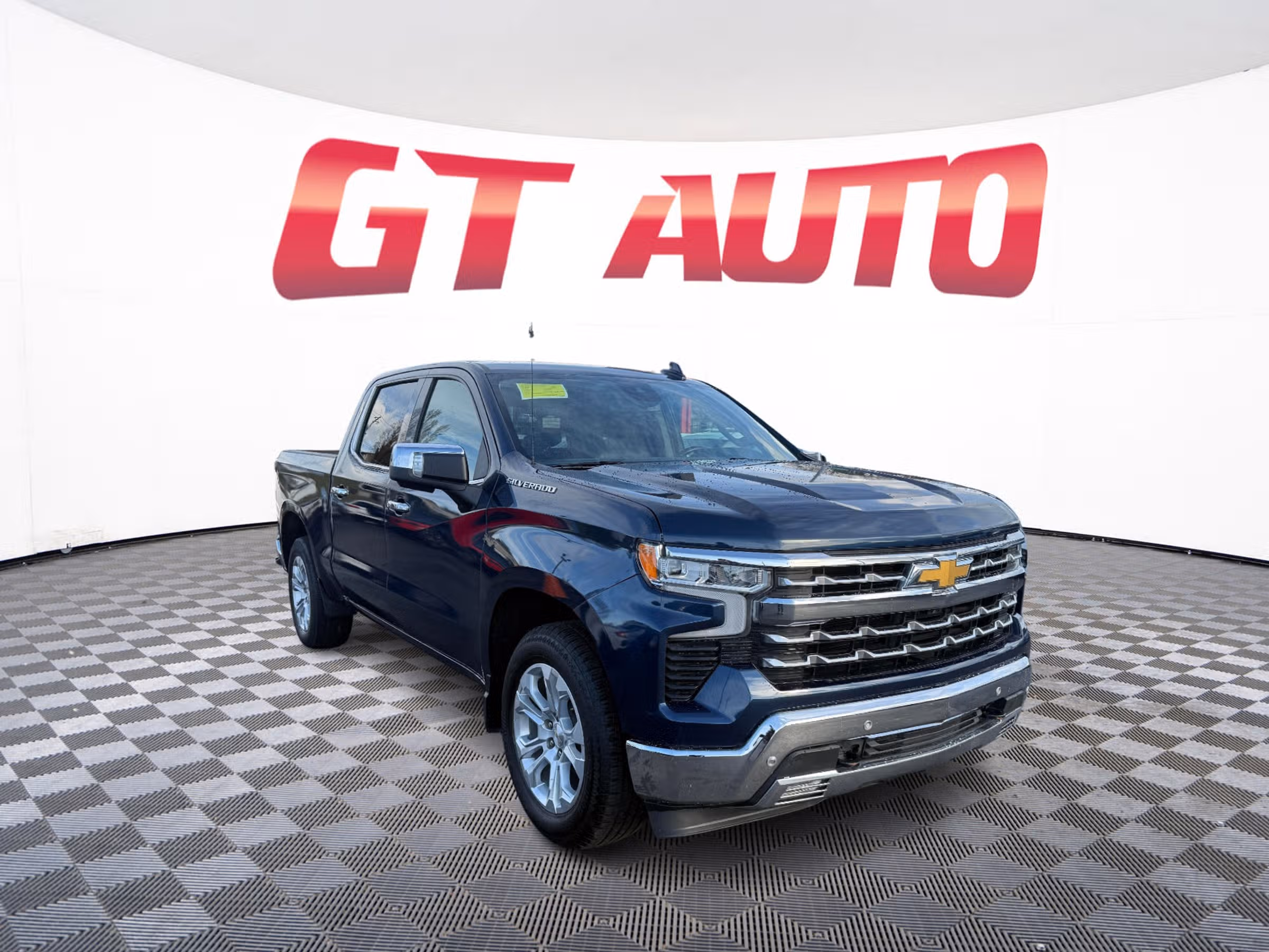 2023 Chevrolet Silverado 1500 LTZ Image 1