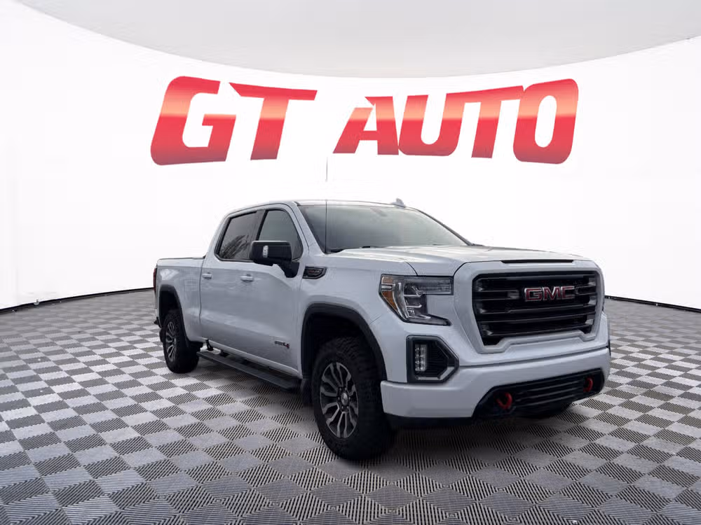 2022 GMC Sierra AT4 4WD Crew Cab Short Box's photo