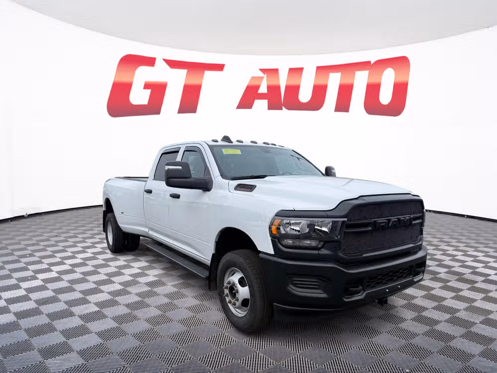 2024 RAM 3500 Tradesman 4X4 Crew Cab LWB's photo