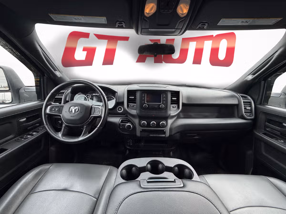 2024 Ram 3500 Tradesman Crew Cab Image 7