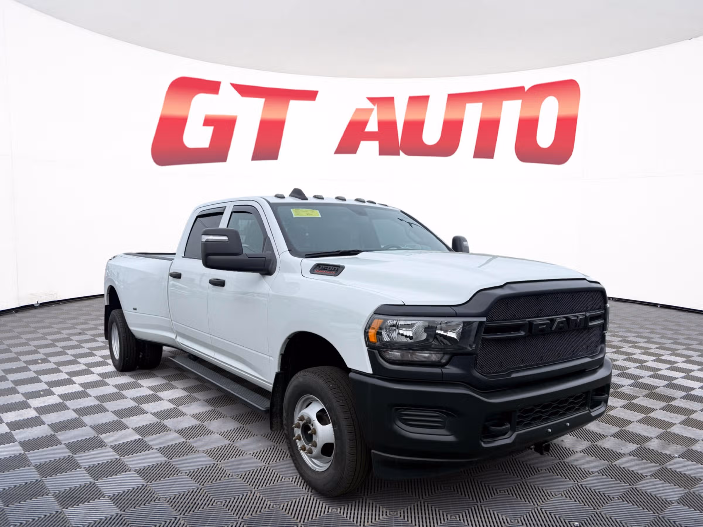 2024 Ram 3500 Tradesman Crew Cab Image 1