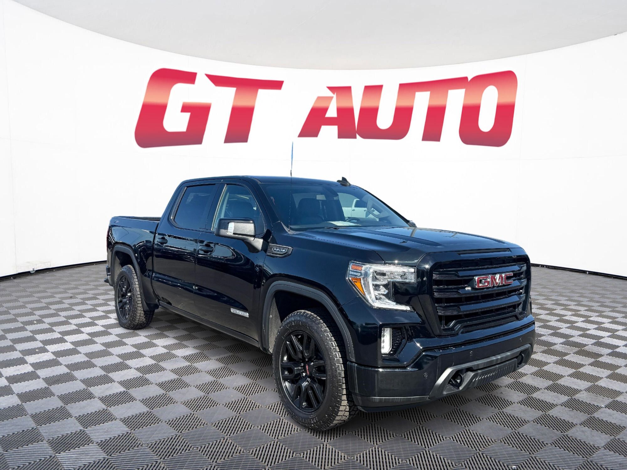2021 GMC Sierra Elevation 4WD Crew Cab Short Box's photo
