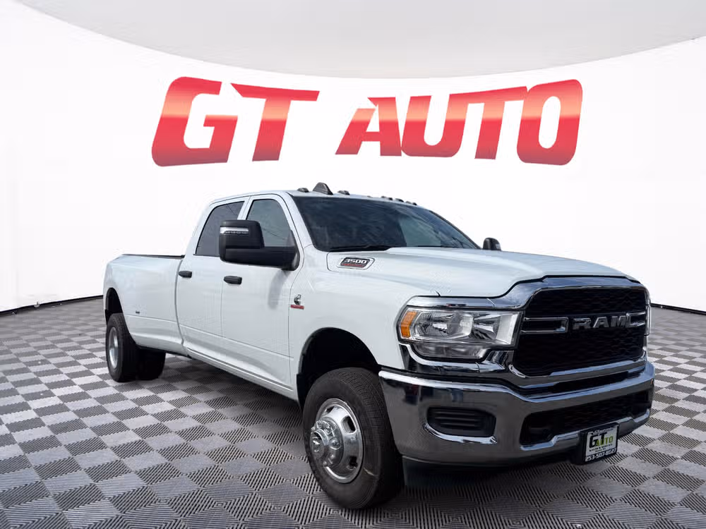 2024 RAM 3500 Tradesman 4X4 Crew Cab LWB's photo