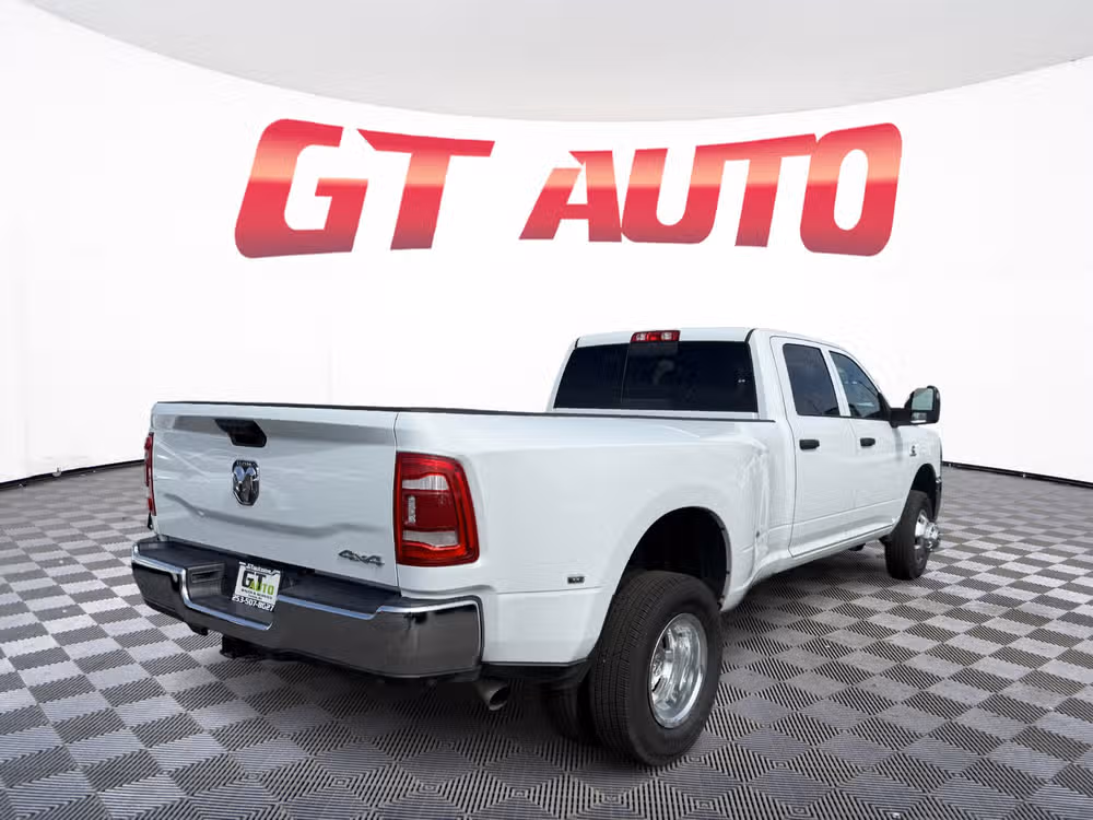 2024 Ram 3500 Tradesman Image 7