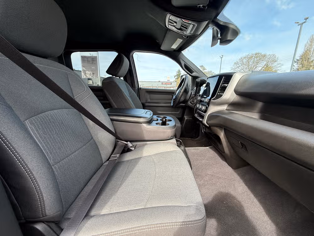 2024 Ram 3500 Tradesman Image 11