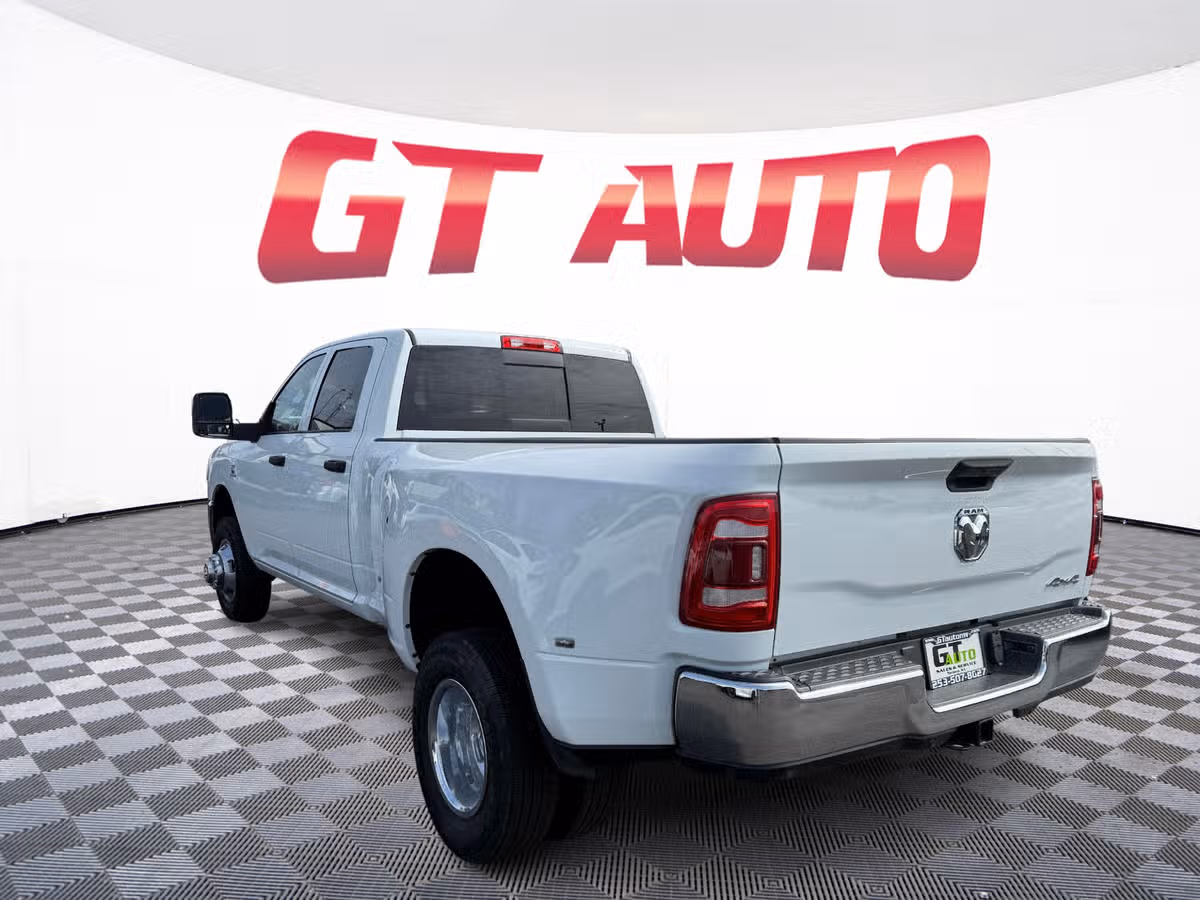 2024 Ram 3500 Tradesman Image 5
