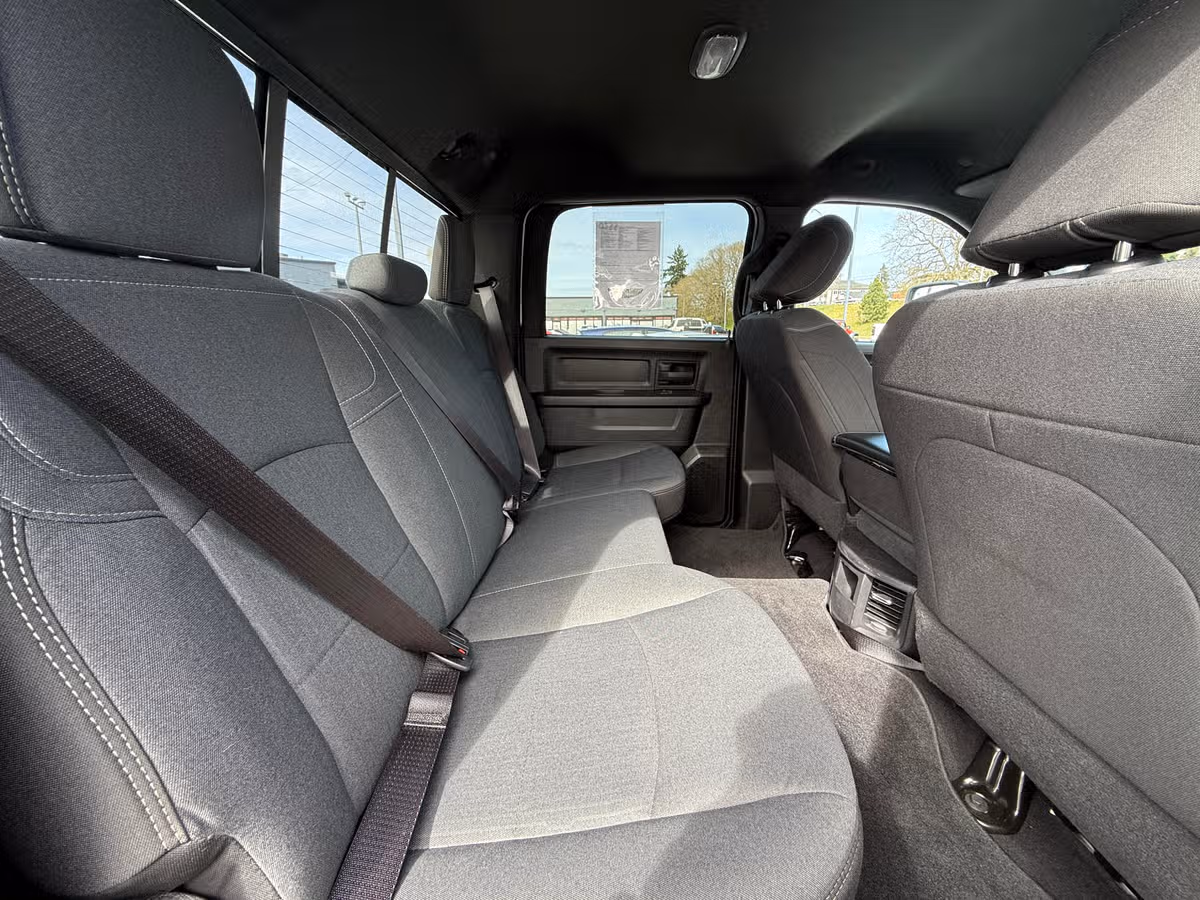 2024 Ram 3500 Tradesman Image 12