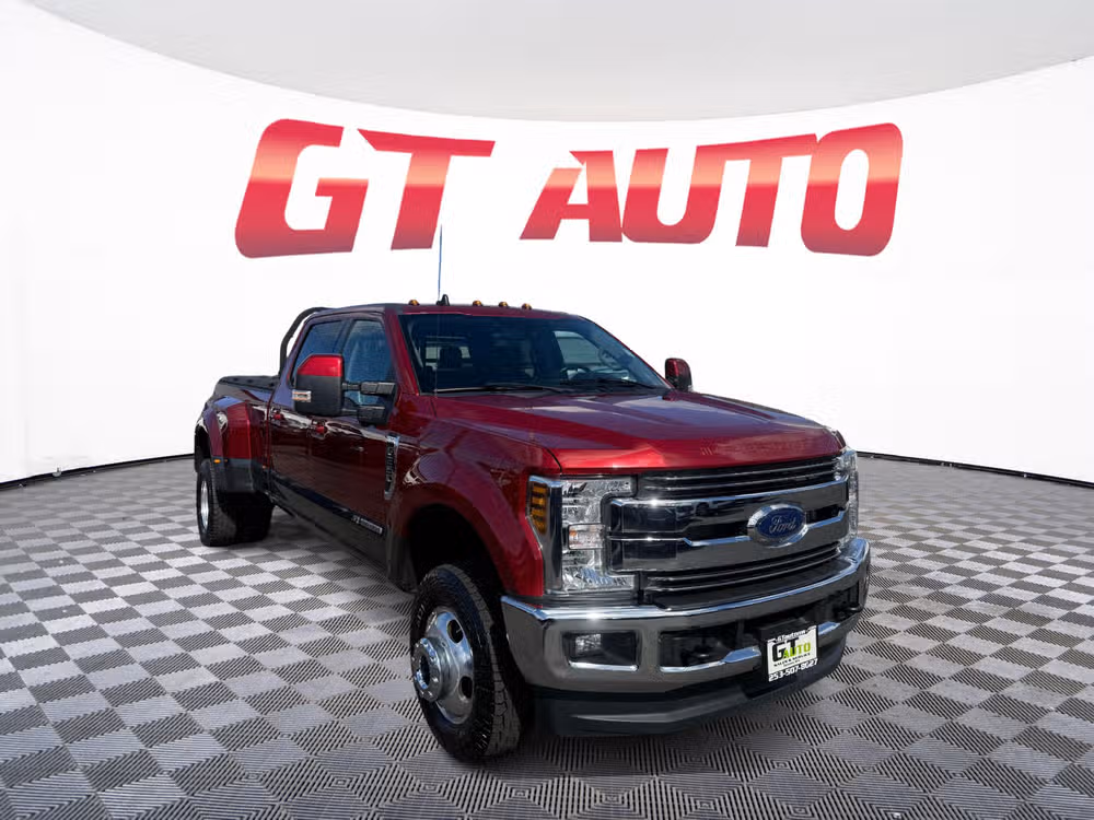 8485 - 2019 Ford F-350 Super Duty Lariat