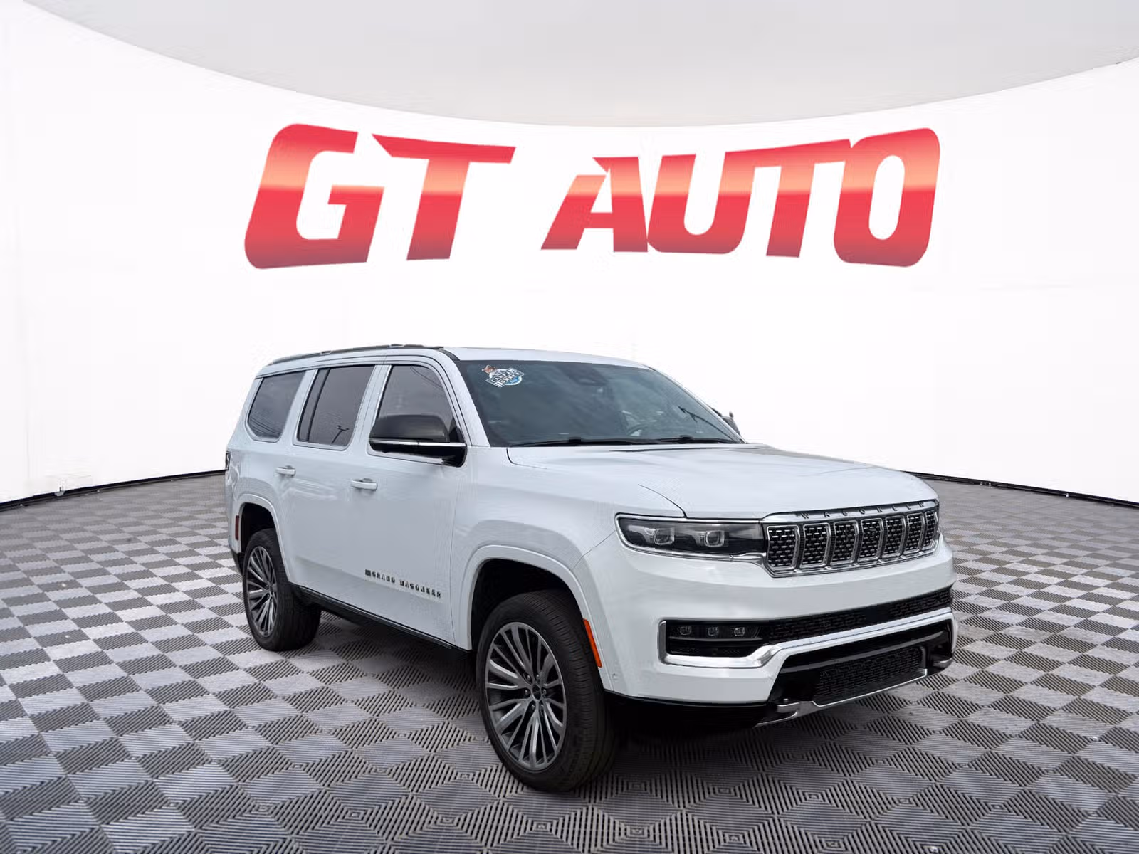 2023 Jeep Grand Wagoneer Series III Upper Image 1