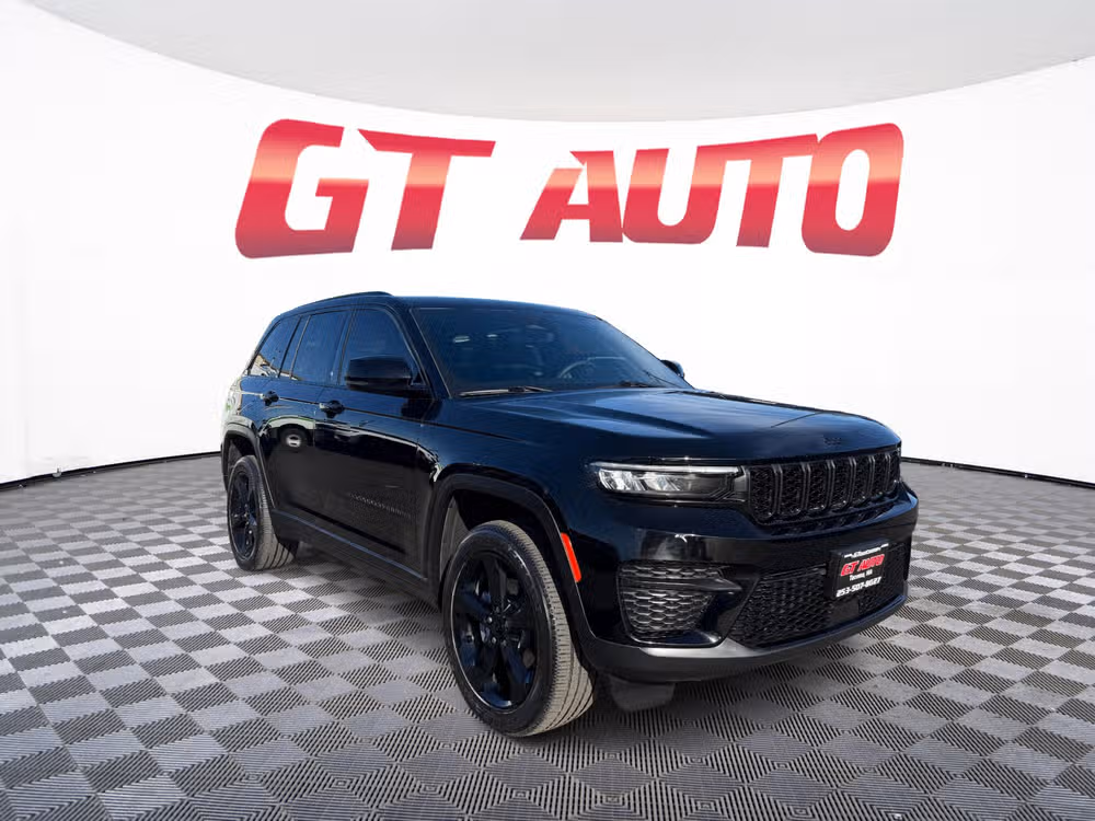 2023 Jeep Grand Cherokee Altitude 4x4's photo