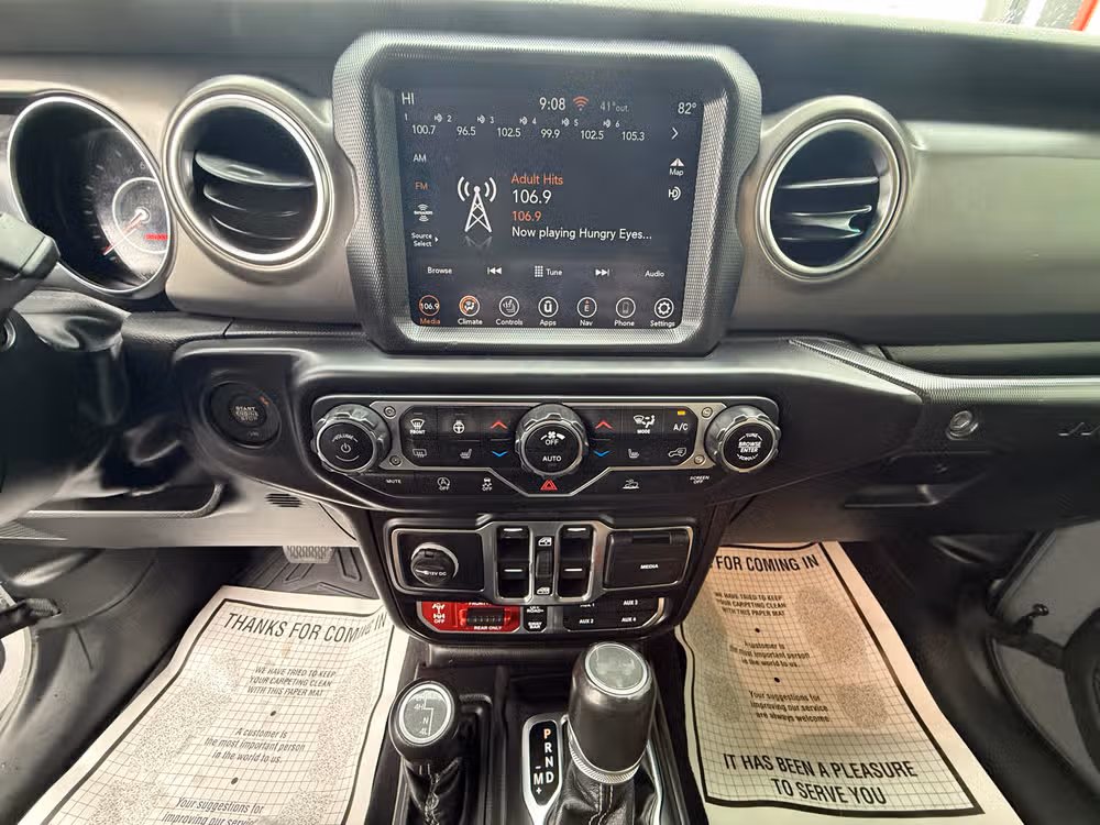 2022 Jeep Wrangler Unlimited Rubicon Image 13