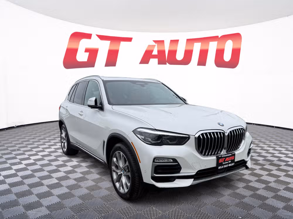 2021 BMW X5 xDrive45e's photo
