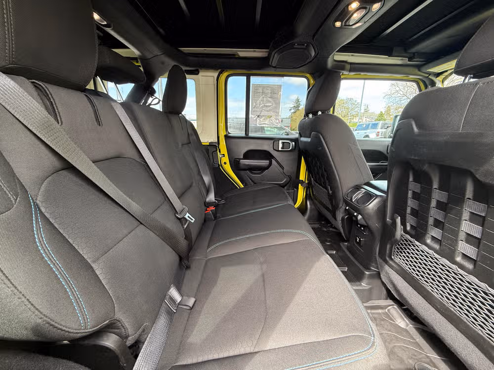 2022 Jeep Wrangler Unlimited Rubicon 4xe Image 10