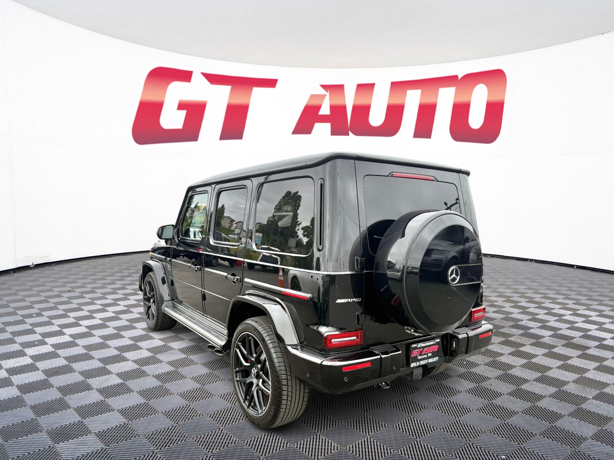 View vehicle photo 3