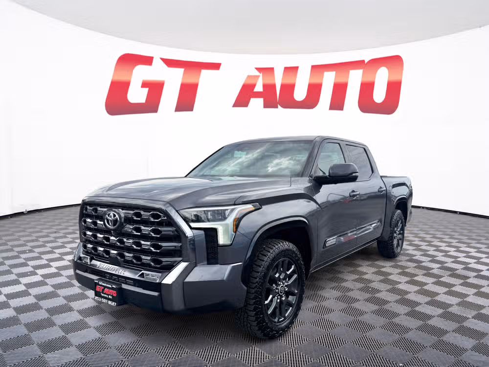 2022 Toyota Tundra Platinum CrewMax Image 2