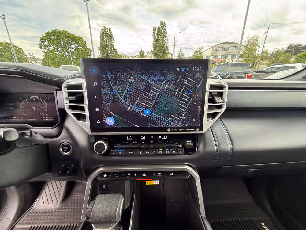 2022 Toyota Tundra Platinum CrewMax Image 13