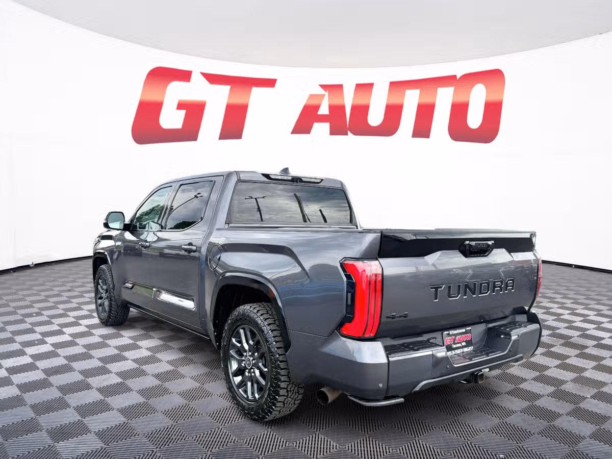 2022 Toyota Tundra Platinum CrewMax Image 4