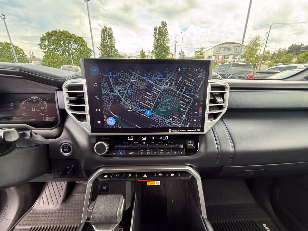 2022 Toyota Tundra Platinum CrewMax Image 13