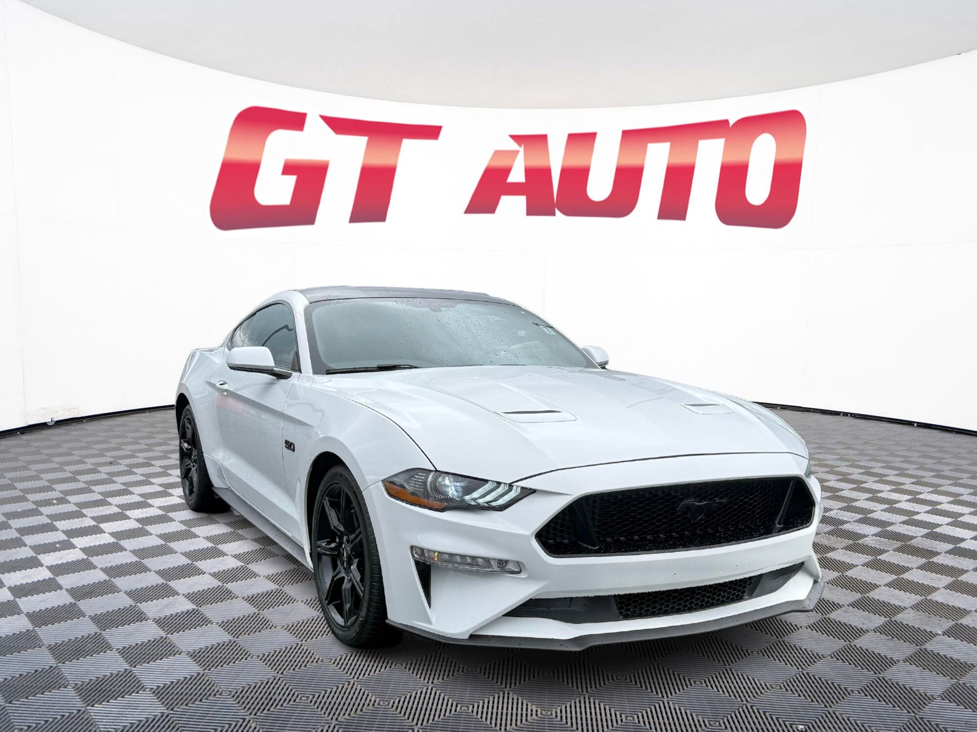 2019 Ford Mustang GT Coupe's photo