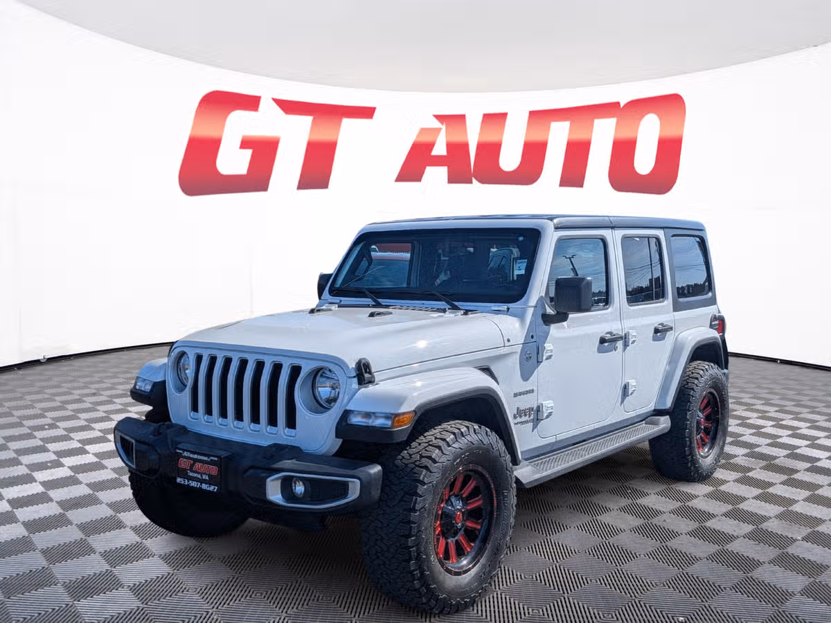 2021 Jeep Wrangler Unlimited Sahara Image 2