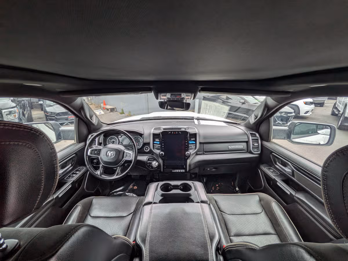 2023 Ram 1500 Laramie Crew Cab Image 10