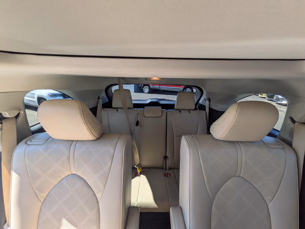 2021 Toyota Highlander Platinum Image 9