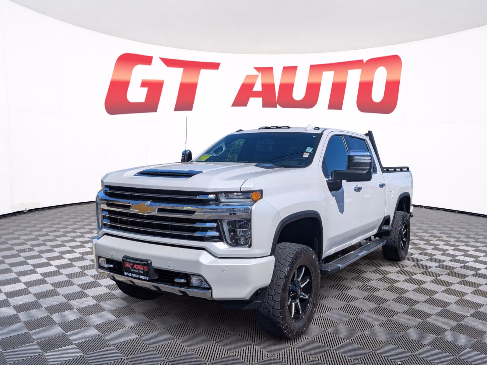 2022 Chevrolet Silverado 3500HD High Country Crew Cab Upper Image 2