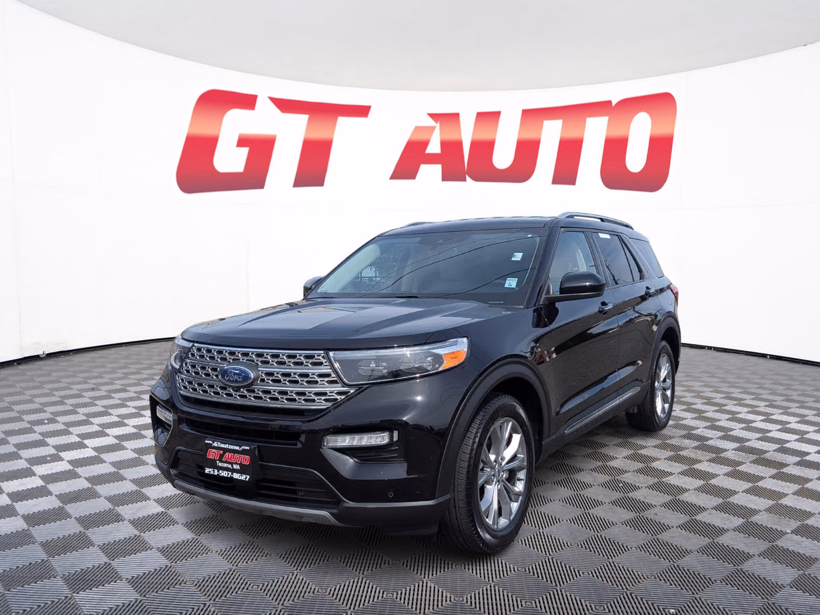 2023 Ford Explorer Limited Upper Image 2