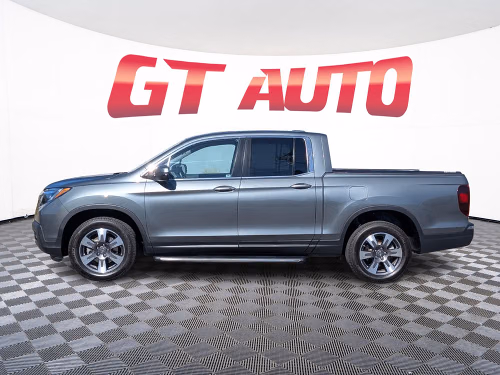 2019 Honda Ridgeline RTL Crew Cab Lower Image 1