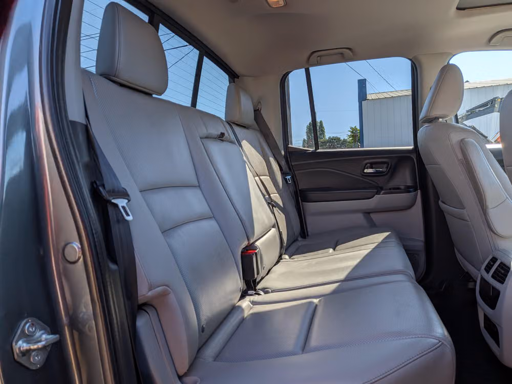 2019 Honda Ridgeline RTL Crew Cab Image 9