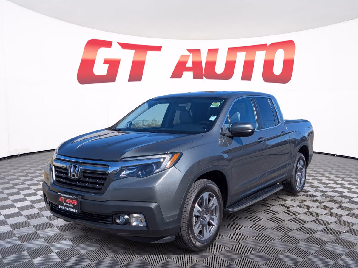 2019 Honda Ridgeline RTL Crew Cab Image 2