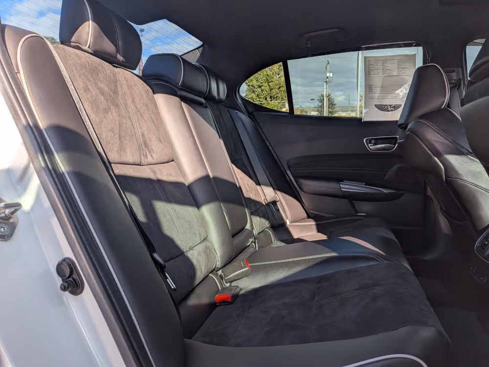2020 Acura TLX SH-AWD V6 w/Advance Image 8