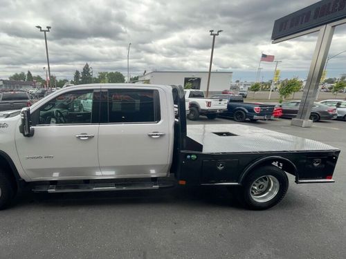 2021 Chevrolet Silverado 3500HD High Country Pickup 4D 8 ft Crew Cab Lower Image 2