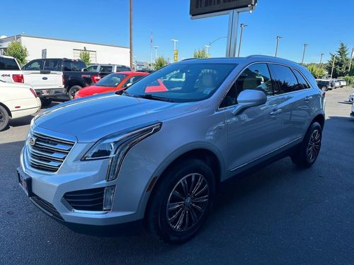 2017 Cadillac XT5 Base Lower Image 1