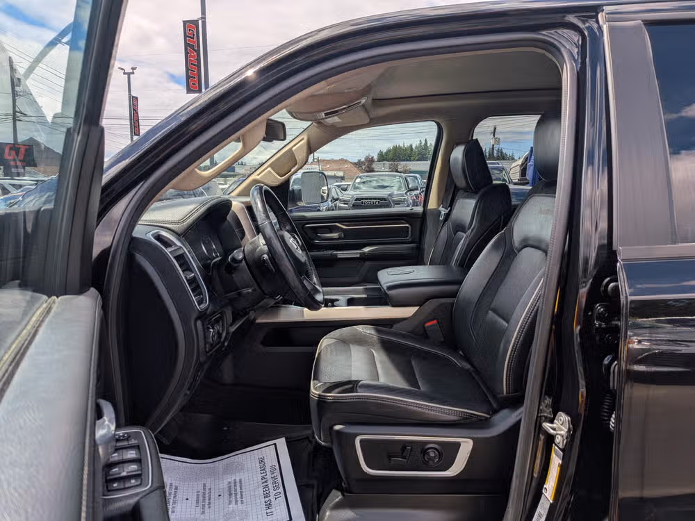 2020 Ram 1500 Laramie Crew Cab Image 6