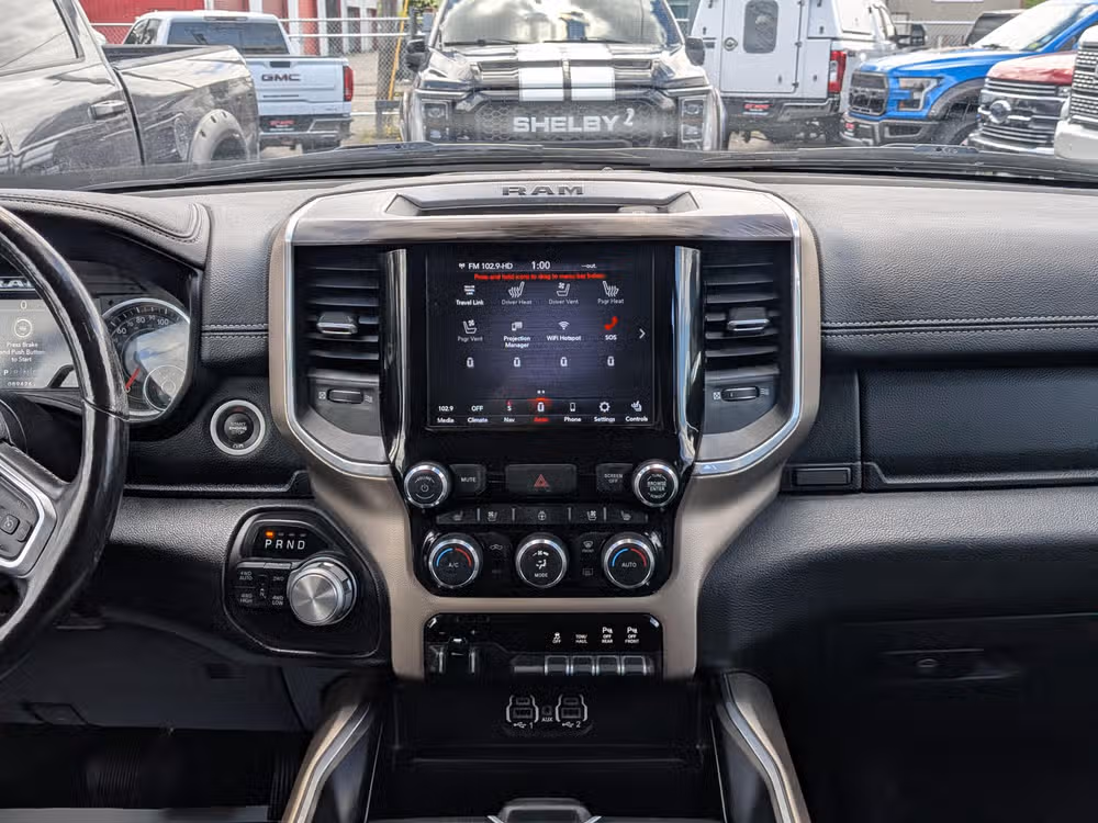 2020 Ram 1500 Laramie Crew Cab Image 11