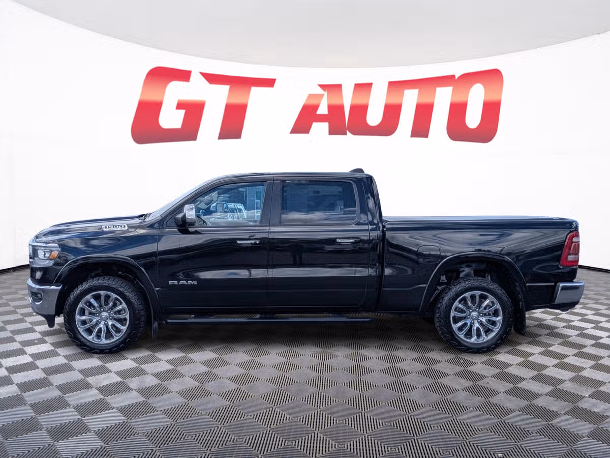 2020 Ram 1500 Laramie Crew Cab Image 3